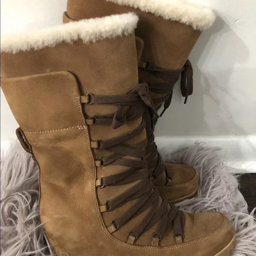 UGG Mason Chestnut Boot